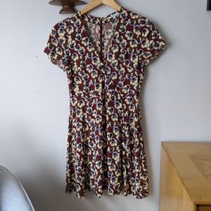 Madewell Button-Wrap Dress in Viola Floral, Size 2